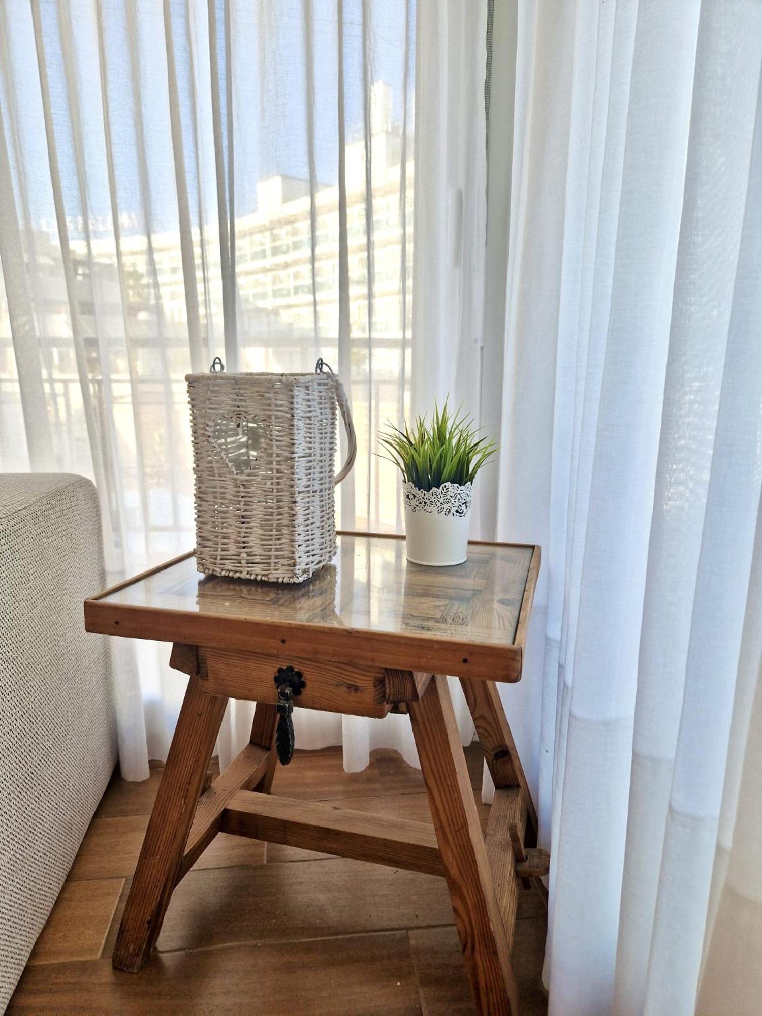 Sr Mediterraneo Playa De La Carihuela ตอร์เรโมลิโนส ภายนอก รูปภาพ
